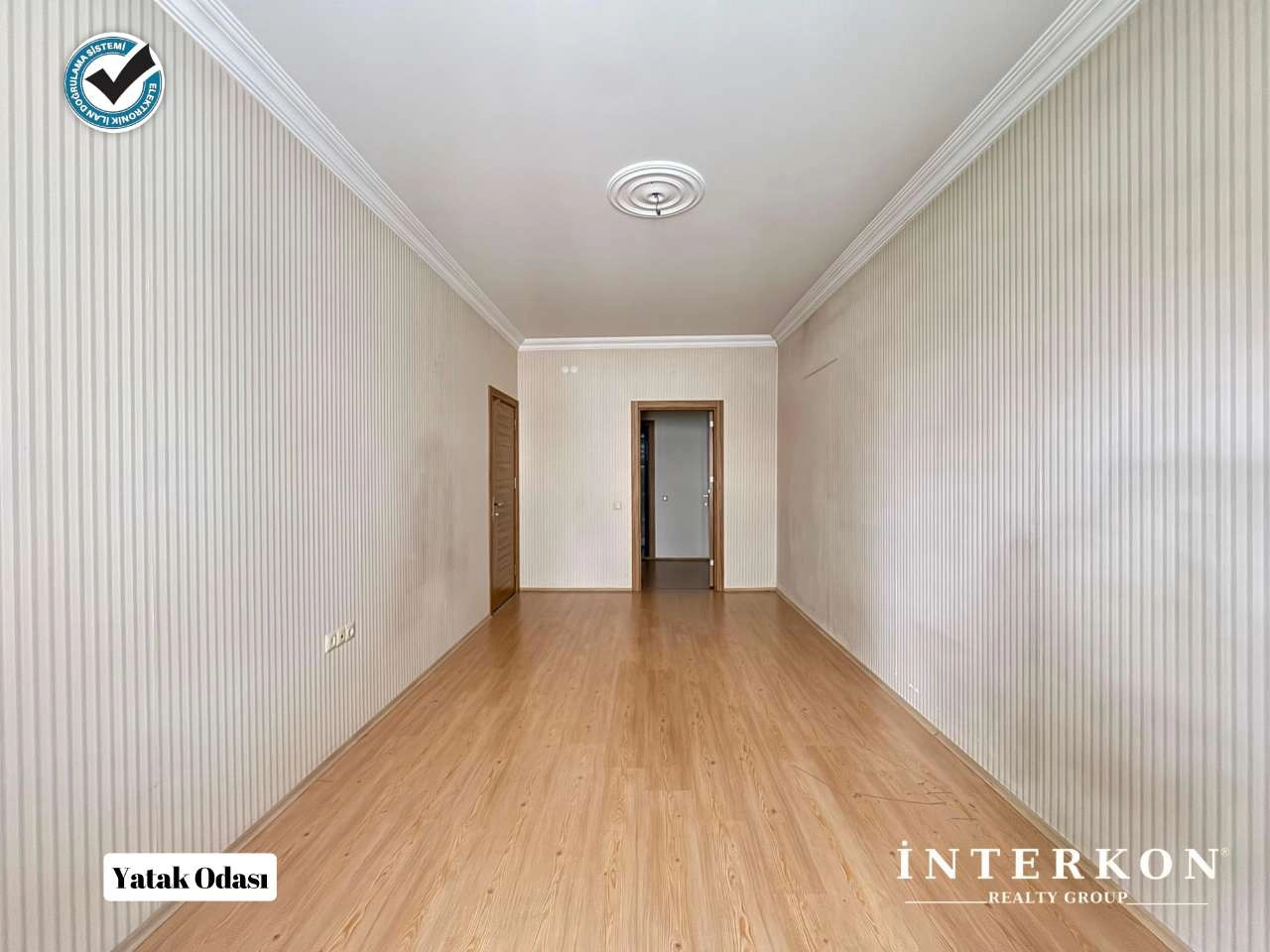 ENN TEPE AVM ARKASI 4+1 SATILIK GENİŞ DAİRE!