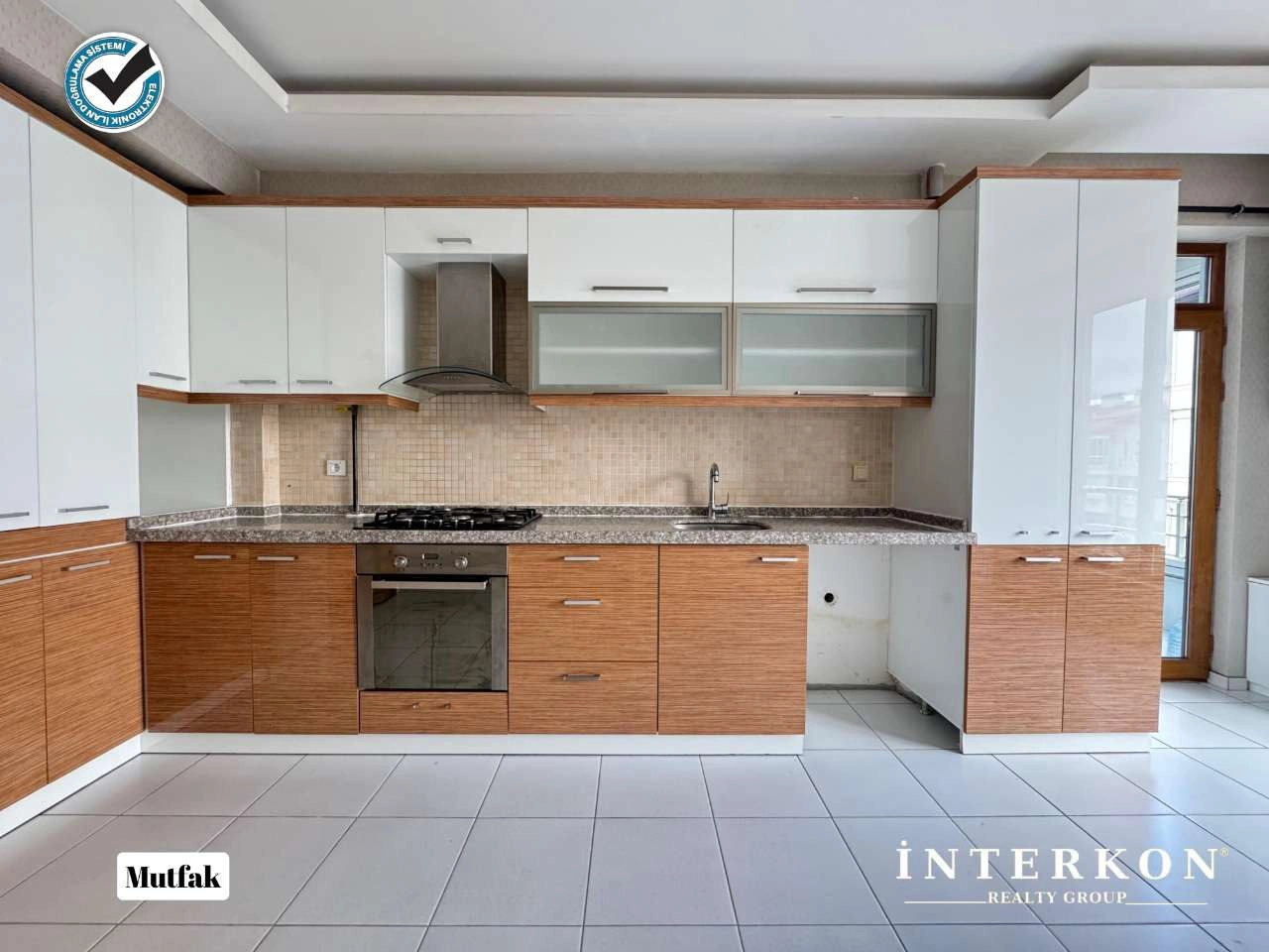 ENN TEPE AVM ARKASI 4+1 SATILIK GENİŞ DAİRE!