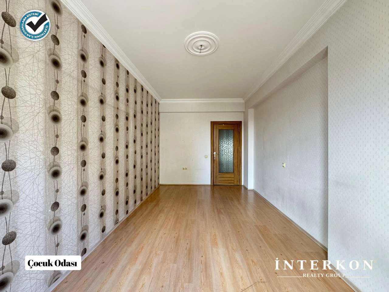 ENN TEPE AVM ARKASI 4+1 SATILIK GENİŞ DAİRE!