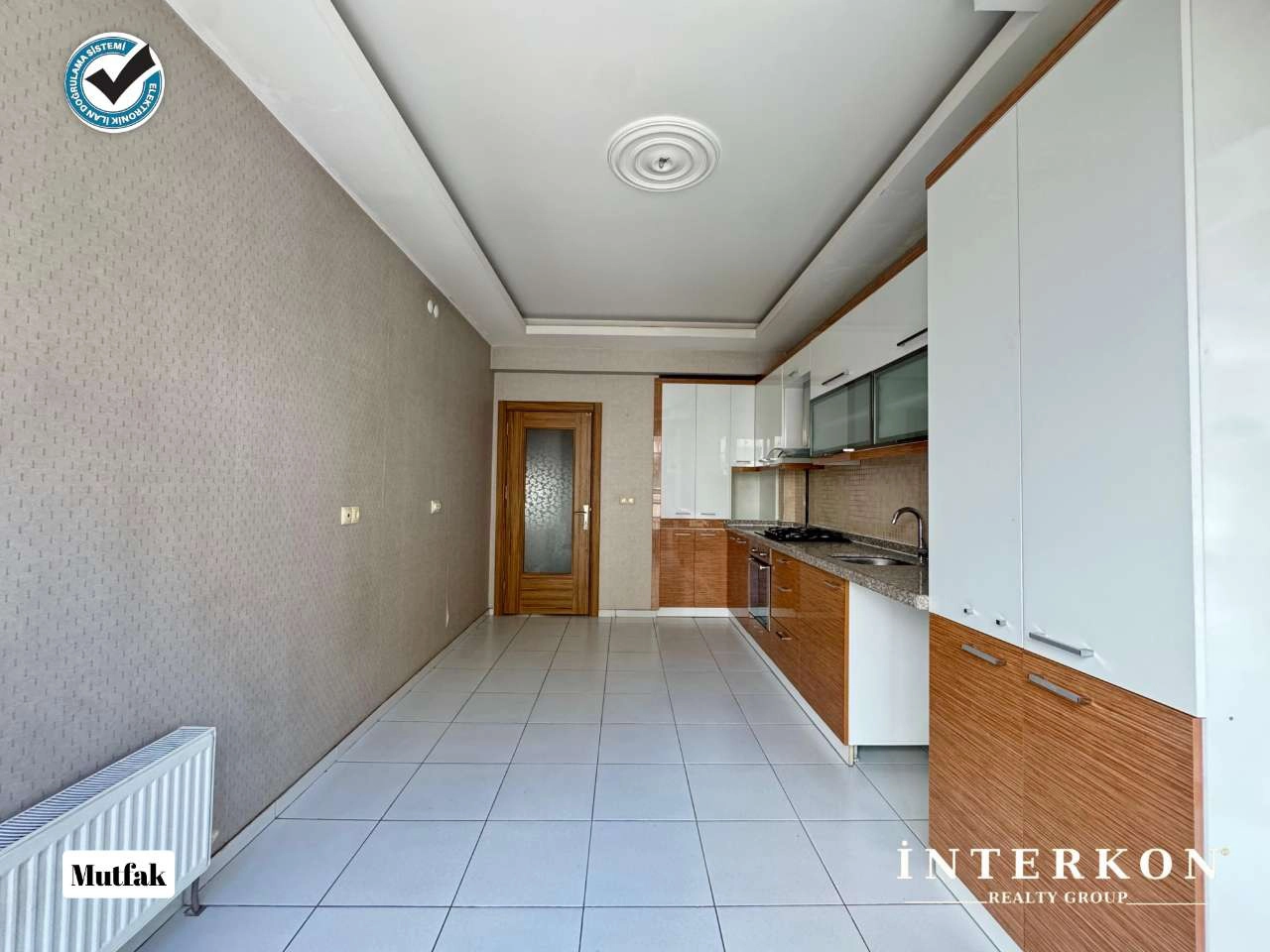 ENN TEPE AVM ARKASI 4+1 SATILIK GENİŞ DAİRE!
