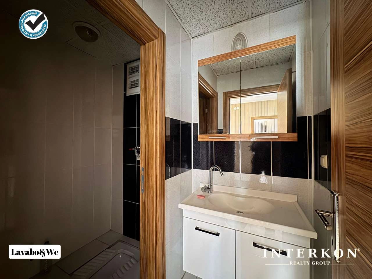 ENN TEPE AVM ARKASI 4+1 SATILIK GENİŞ DAİRE!