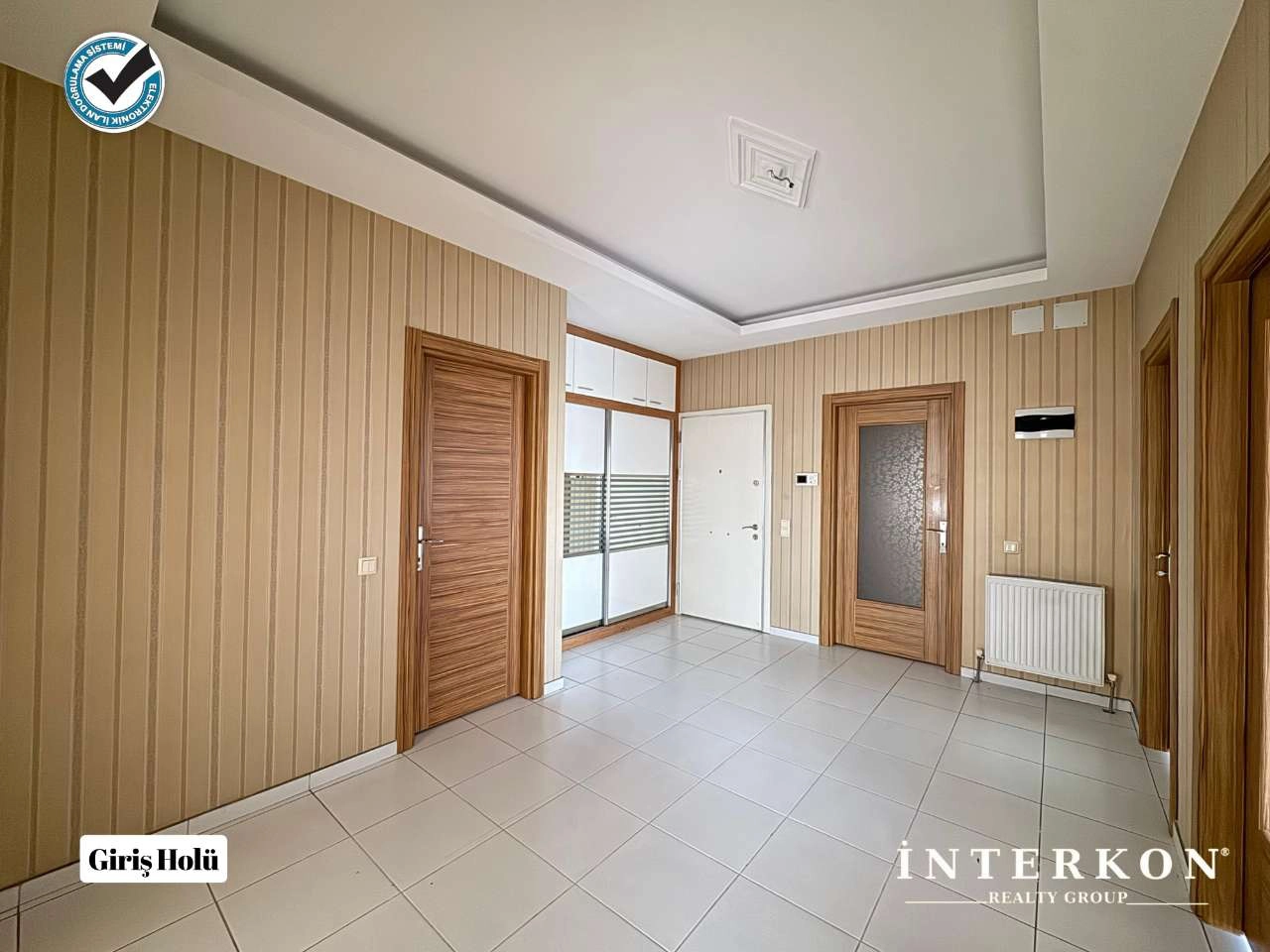 ENN TEPE AVM ARKASI 4+1 SATILIK GENİŞ DAİRE!