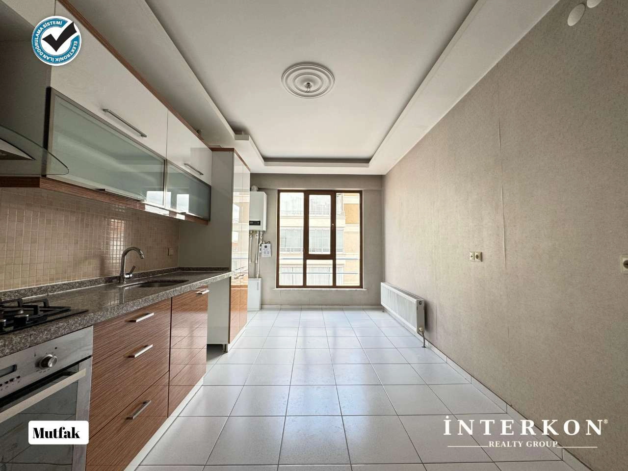 ENN TEPE AVM ARKASI 4+1 SATILIK GENİŞ DAİRE!