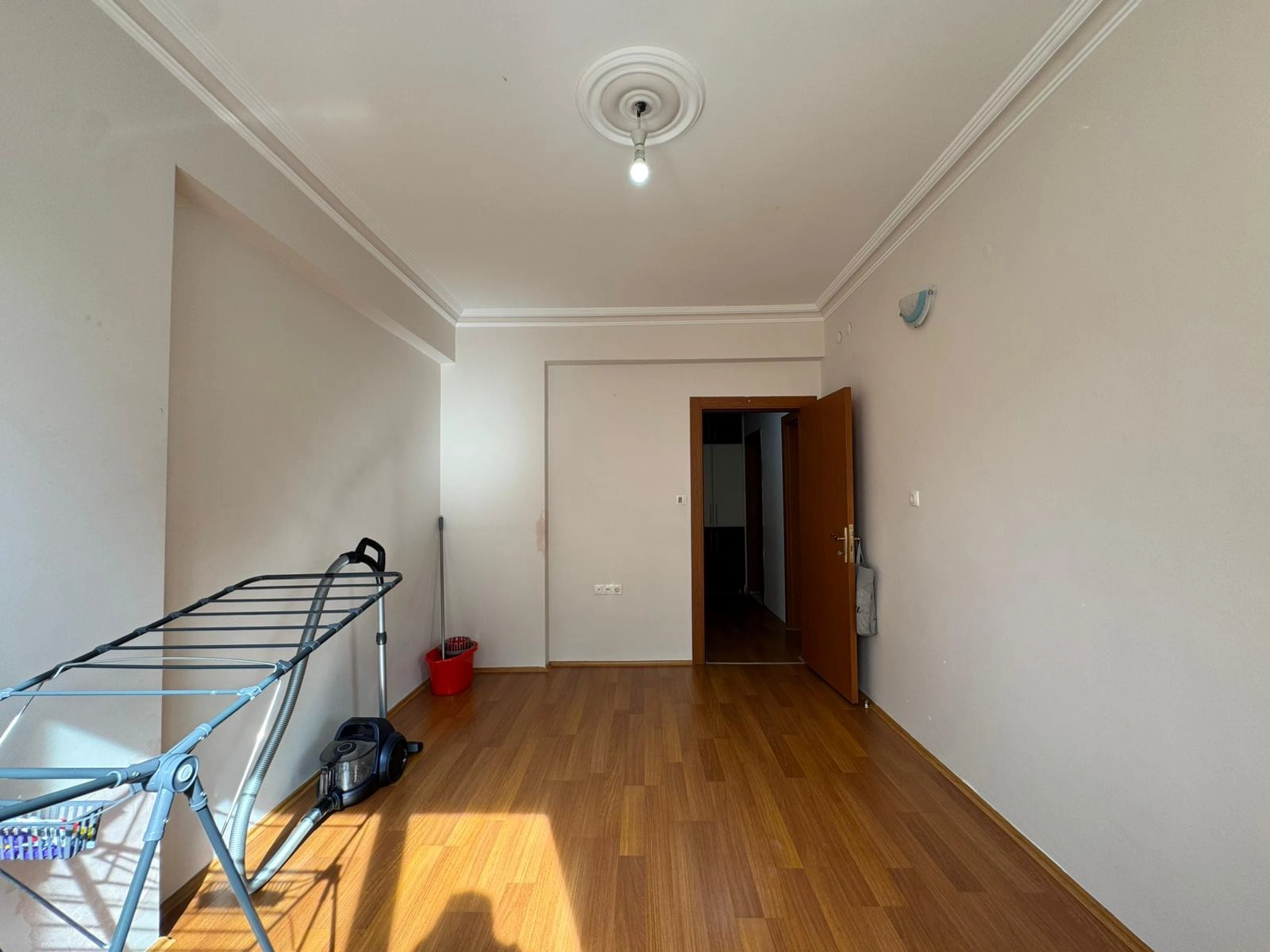 KARATAY ÜNİVERSİTESİ KARŞISI AKKONAK SİTESİ 3+1 KİRALIK DAİRE!