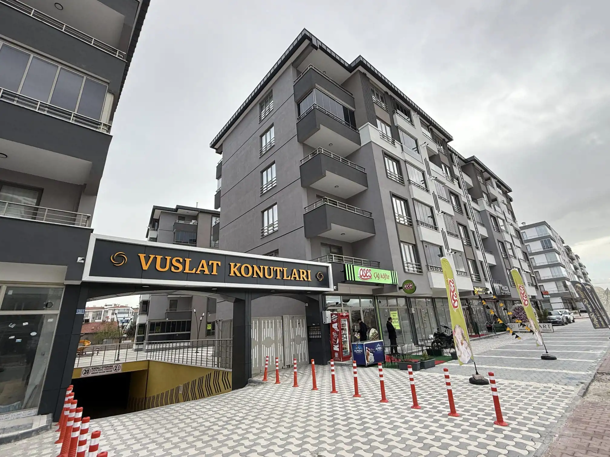 HACIVEYİSZADE MAHALLESİ VUSLAT KONUTLARI 2+1 SATILIK SIFIR DAİRE!