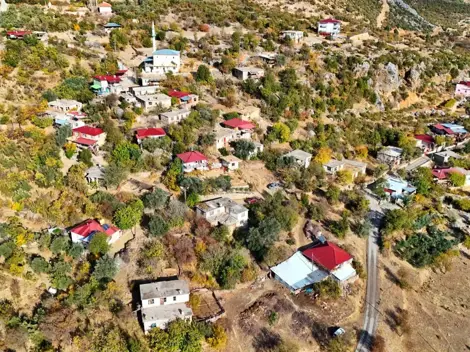 AKYARI  MAHALLESİ STRESTEN UZAK 187 m² SATILIK BAHÇE! - photo 5
