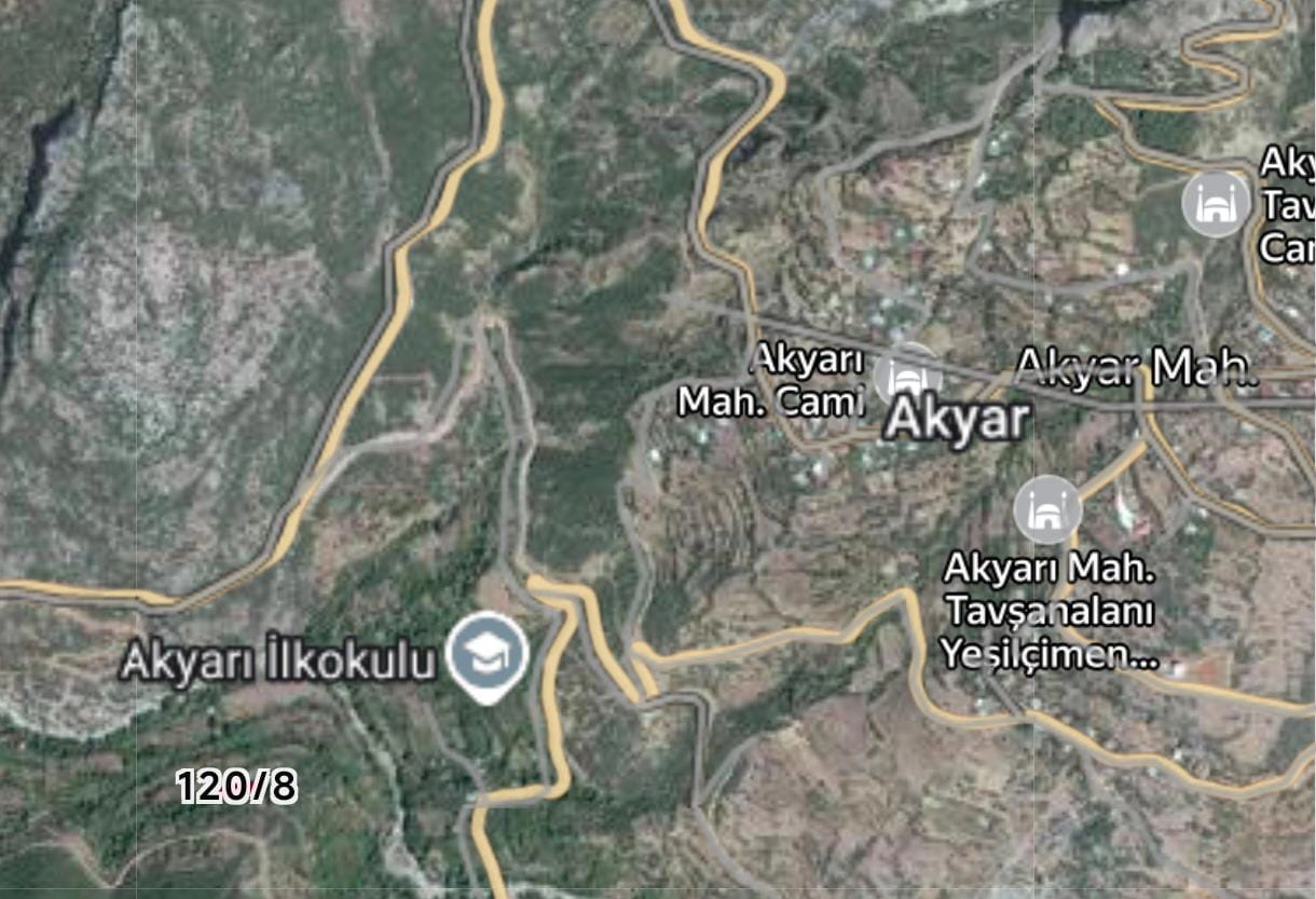 AKYARI  MAHALLESİ STRESTEN UZAK 187 M2 SATILIK BAHÇE!