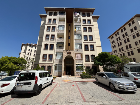 Well-Maintained 6th Floor Apartment for Rent in Meram Gödene TOKİ Retirement Housing! - photo 3