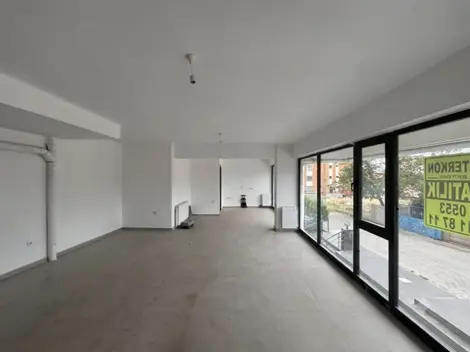 ПРОДАЕТСЯ МАГАЗИН 194 М² В РАЙОНЕ САНЬИ МАХАЛЛЕСИ, ЦЕНТР КЫРЫККАЛЕ! - фото 3