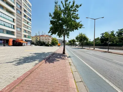 Beyşehir Caddesi Üzeri 150 M2 Kiralık Dükkan !!! - fotoğraf 4