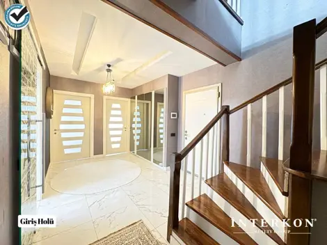 Selçuk Mahallesi 7+1 Geniş Lüks Satılık Daire!!! - fotoğraf 4
