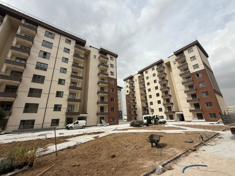 Meram Alparslan 3+1 Brand New Corner Apartment for Sale! - photo 4