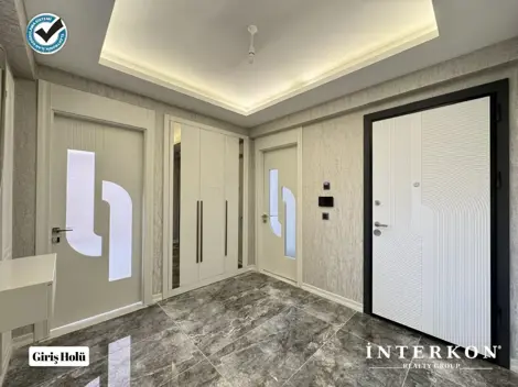 Genç Osman Caddesi 3,5+1 170 M2 Sıfır Lüks Daire!!!! - fotoğraf 3
